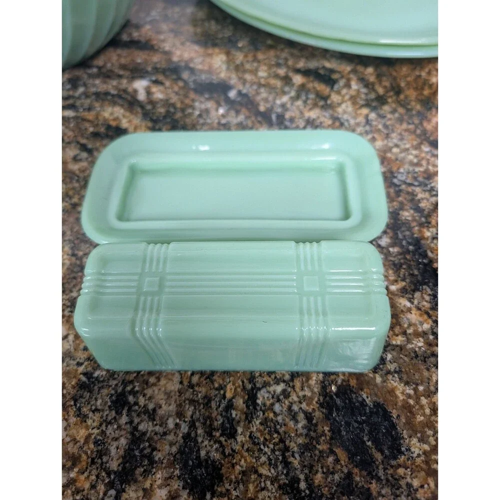 17 Piece Jadeite Kitchen Dining Set